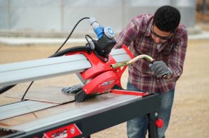 Плиткорез для плитки: какие бывают, как выбрать?