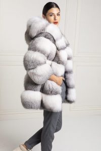 Пошив шубы на заказ: подчеркнуть свою индивидуальность легко