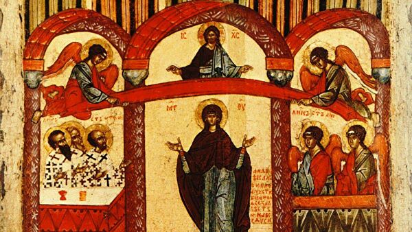 В России отмечают Покров Богоматери