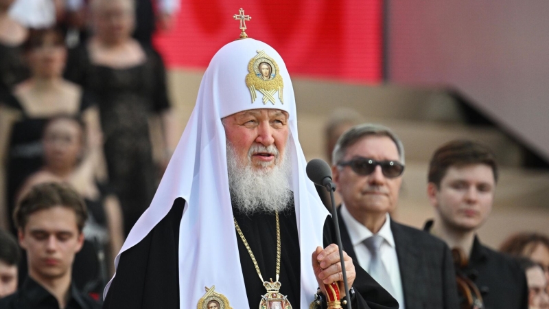 Патриарх Кирилл наградил президента Лаоса церковным орденом