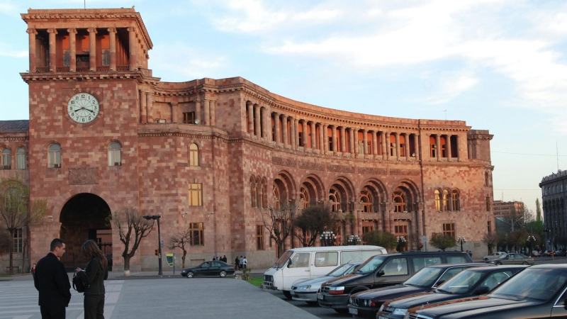 Армянская церковь обвинила власти Армении в оскорблении чувств верующих