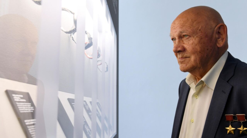 Космонавт Джанибеков рассказал о снах на орбите и запахе космического корабля