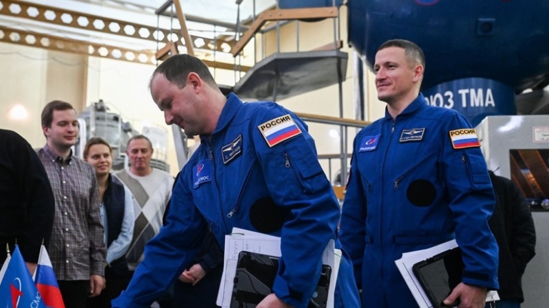 Космонавтов экипажей МКС-74 допустили к полётам